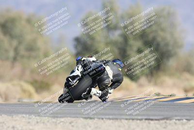 media/Oct-04-2025-CVMA (Sat) [[408bcdd6e4]]/Race 13-Amateur Supersport Open/